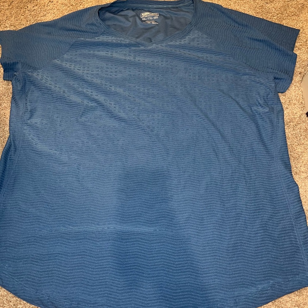 Kirkland Signature Women's Blue Short Sleeve Tee